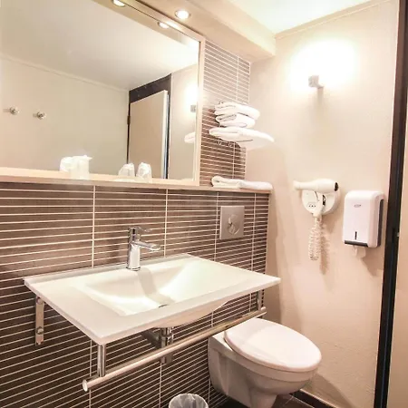 Hôtel Inn Design Resto Novo Sablé 3*