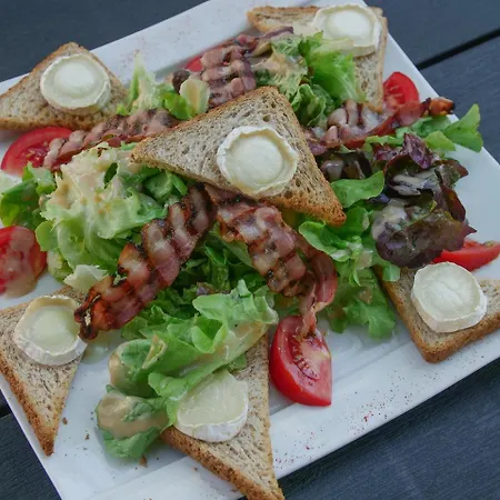 Hotel Inn Design & Restaurant Sable-Sur-Sarthe 3*